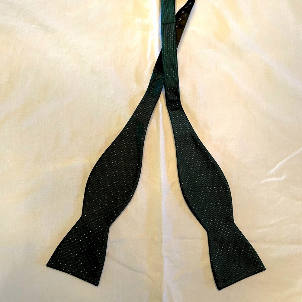 Mens bow tie